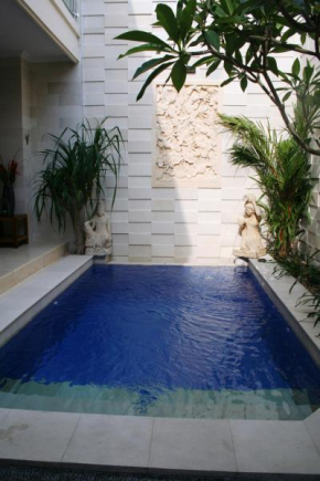 PONDOK JAWA Villa,Legian beach Seminyak